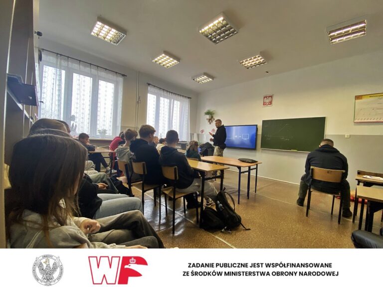 Szkolenie w ramach projektu „Bezpieczni w XXI wieku” w powiecie szydłowieckim