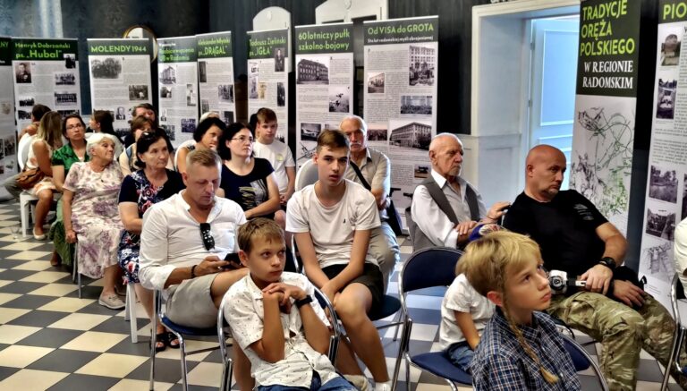 Za nami debiut wystawy „Tradycje oręża polskiego w regionie radomskim”