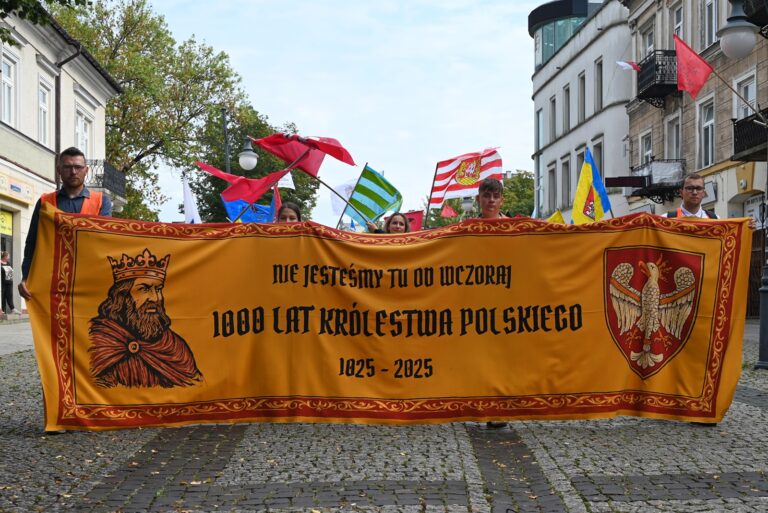 Ulicami Radomia przemaszerował Marsz Tysiąclecia