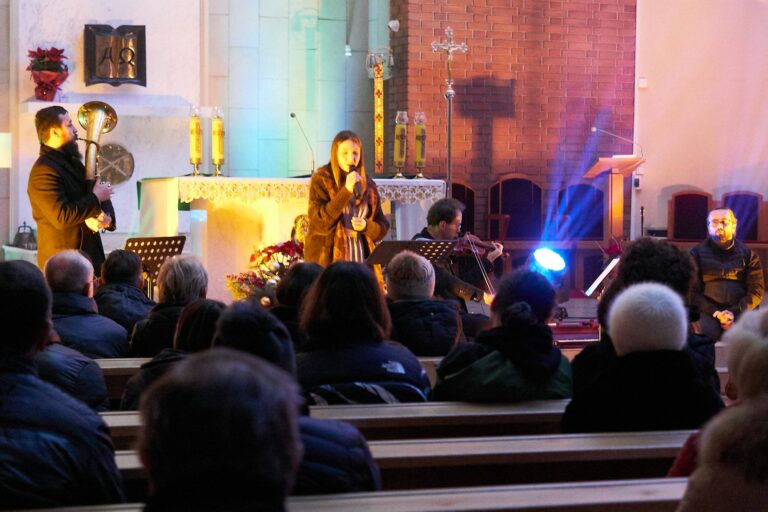 Koncert Kolęd w parafii Chrystusa Nauczyciela