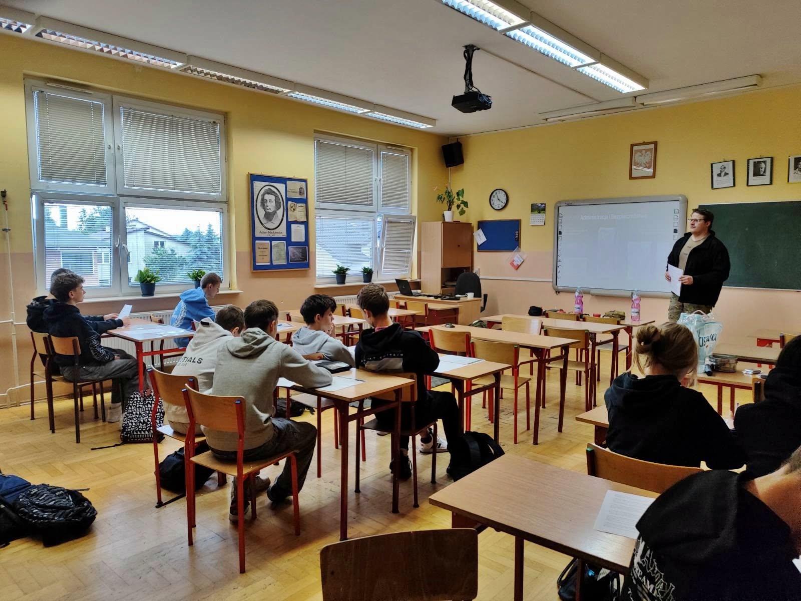 Cykl szkoleń dla uczniów PSP 20 w Radomiu